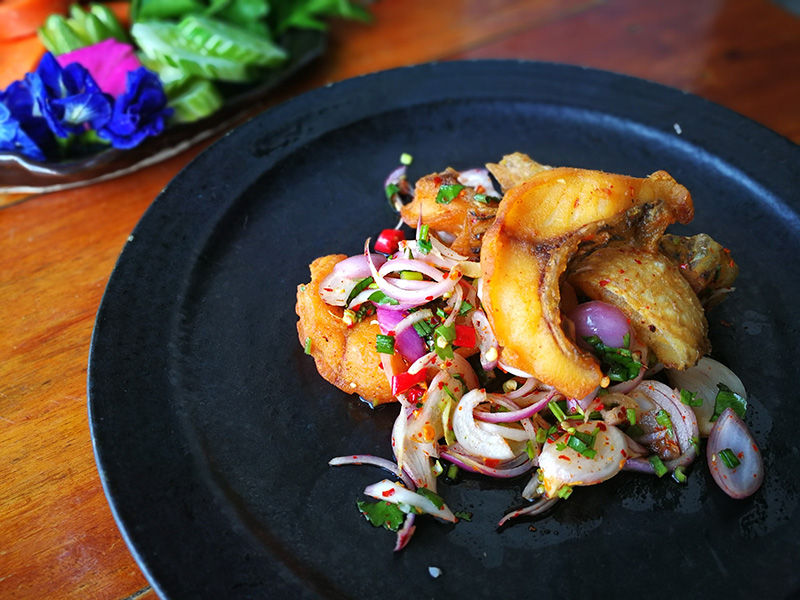 ลาบปลานิลทอด เมนูปลานิล