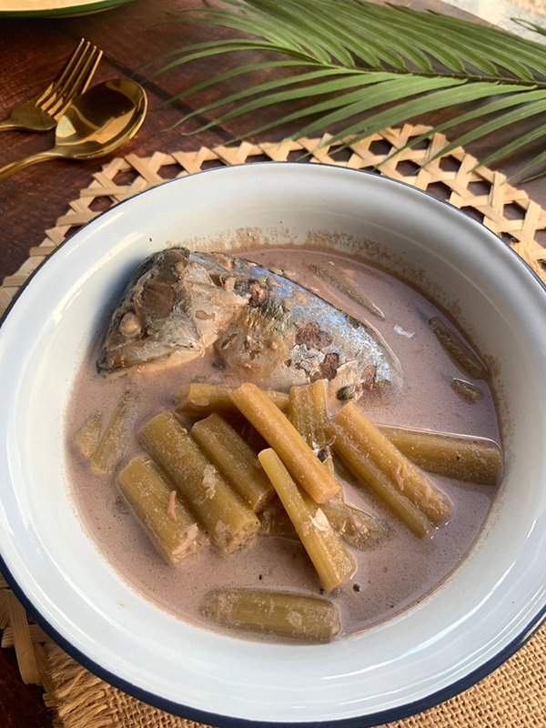 ต้มกะทิสายบัว