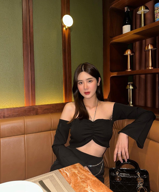 นุ่น สุทธิภา ประวัติ