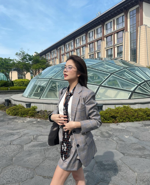 แฟชั่นเทรนด์ Office Siren