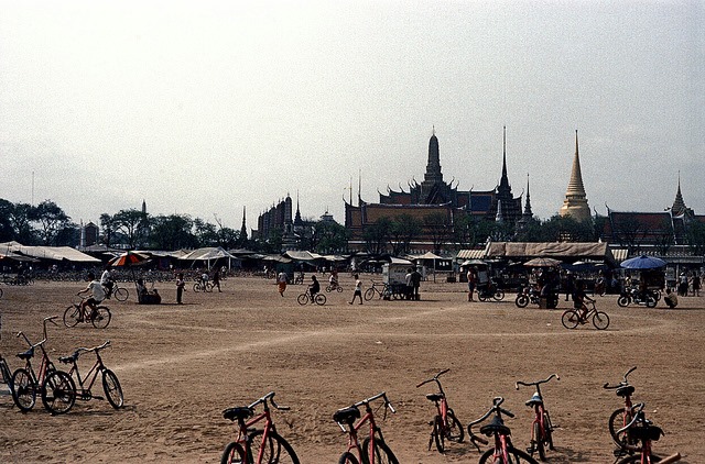 สนามหลวง