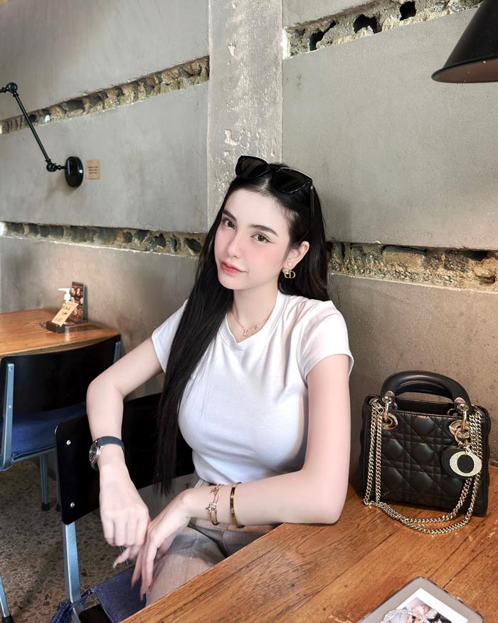 ขนม ศศิกานต์