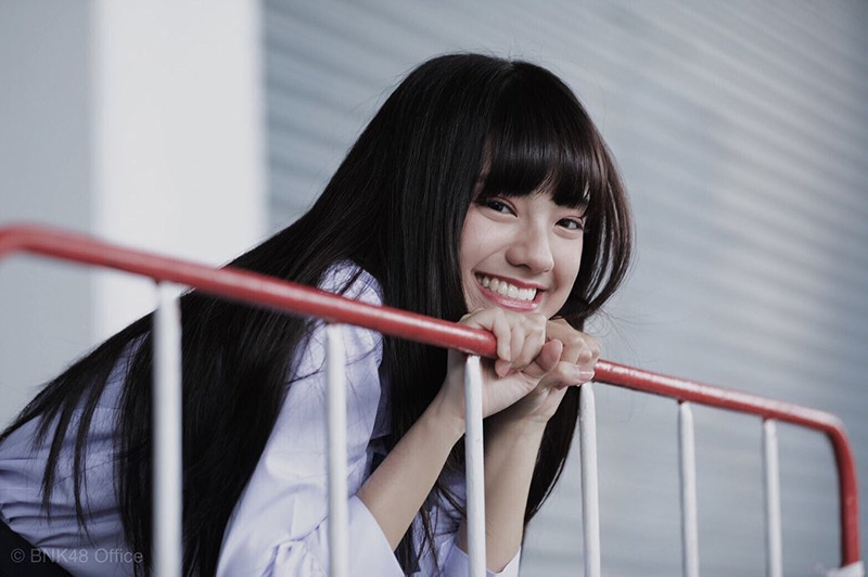 ผักขม BNK48