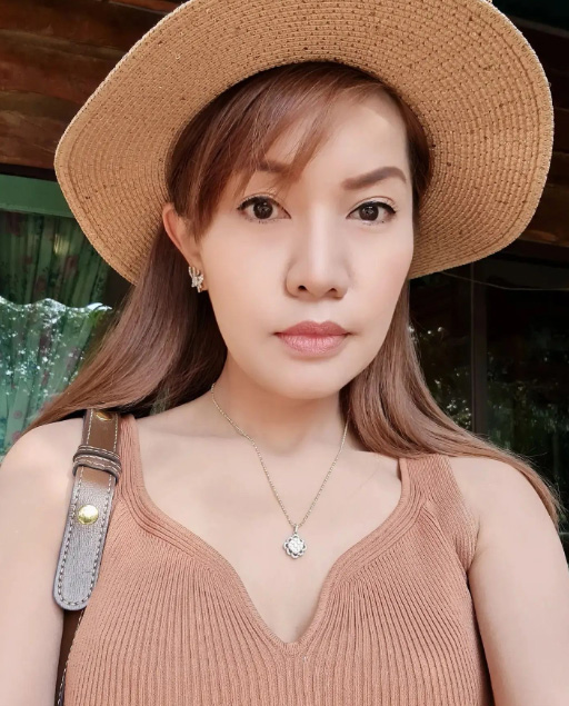 เปิ้ล ประภาภรณ์ ประวัติ