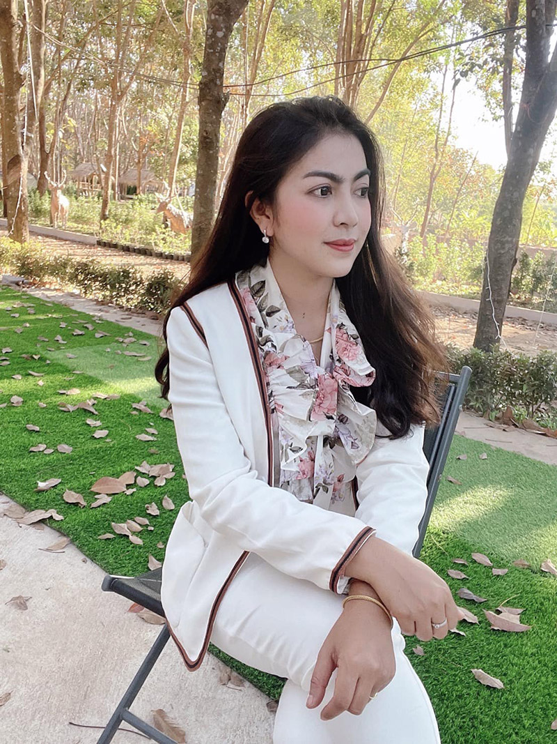 ผู้ใหญ่บ้าน