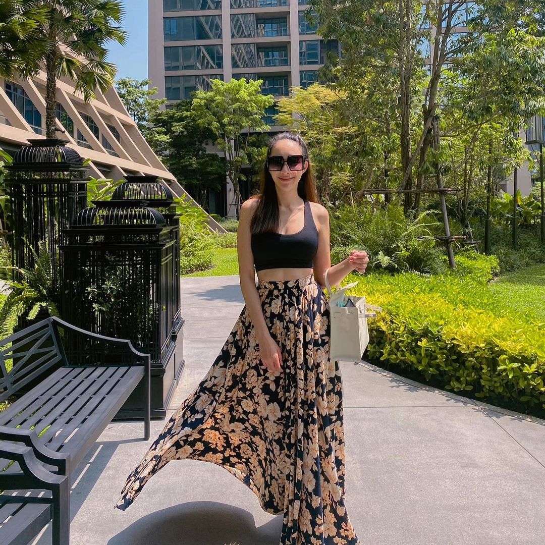 มิ้นท์ ณัฐวรา