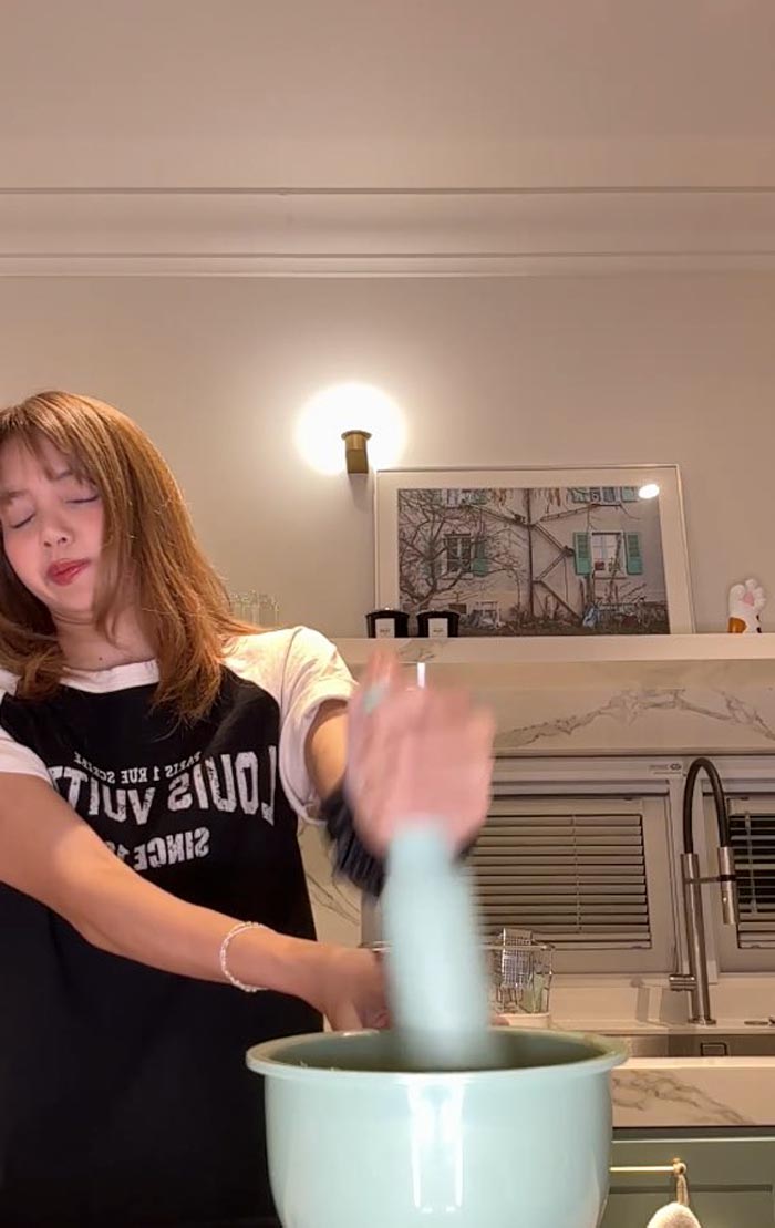 ลิซ่า ตำส้มตำ