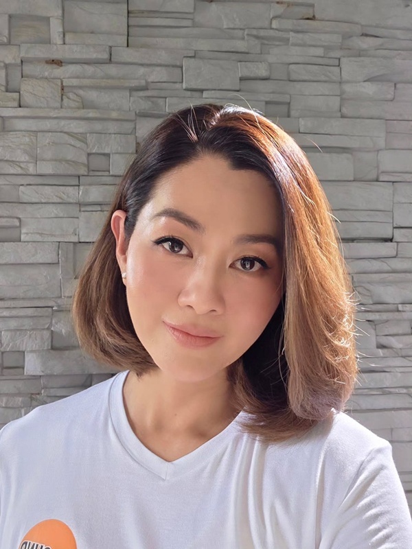 สู่ขวัญ บูลกุล อายุ 52 แล้ว