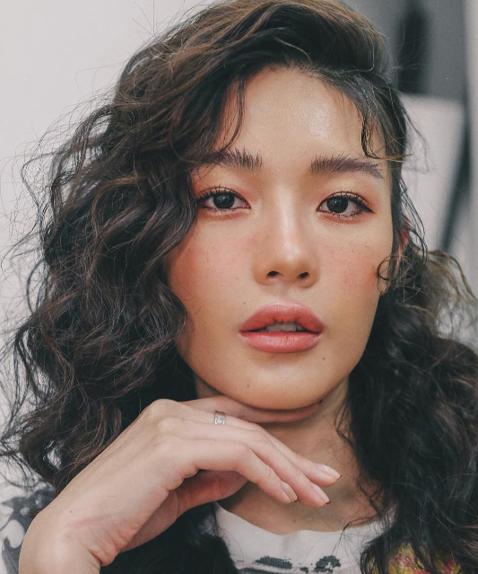 หลิน มชณต ประวัติ