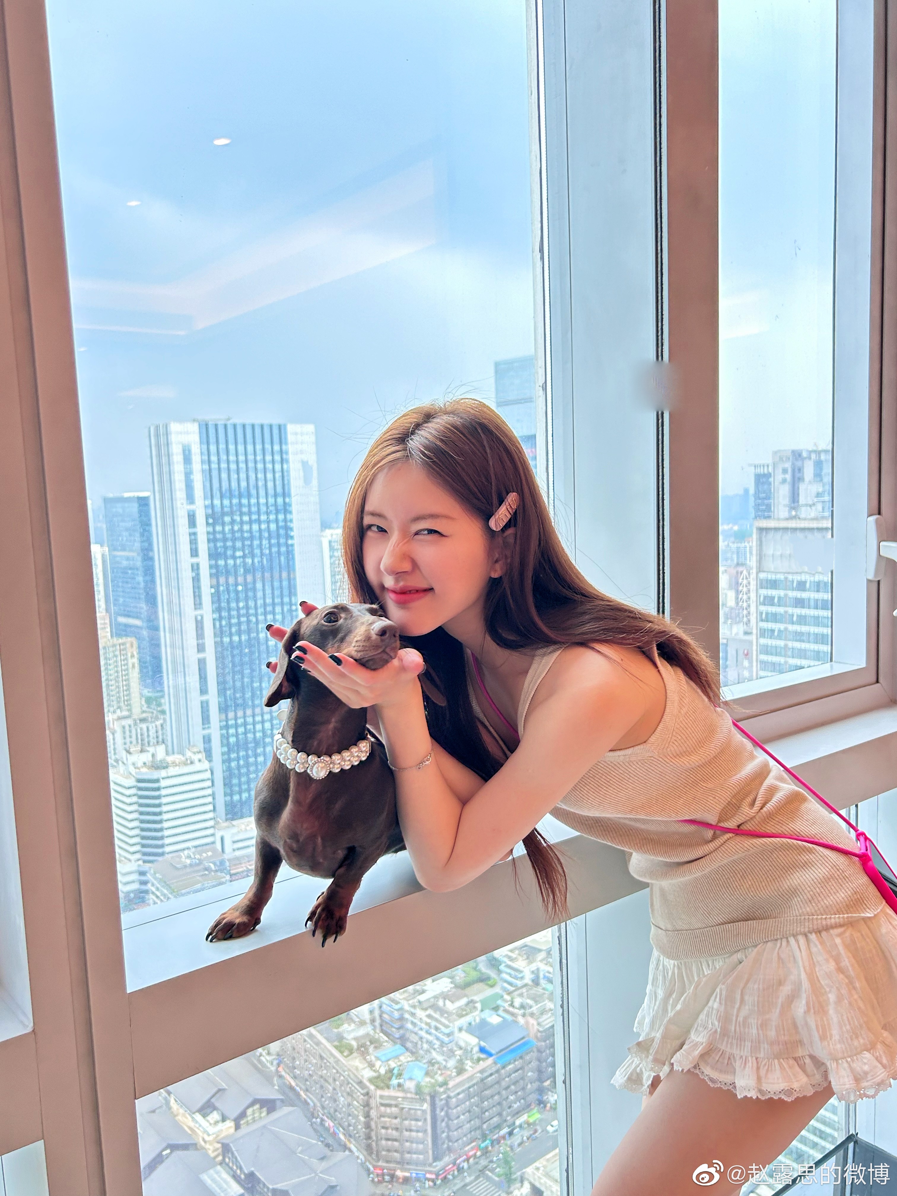 จ้าวลู่ซือ