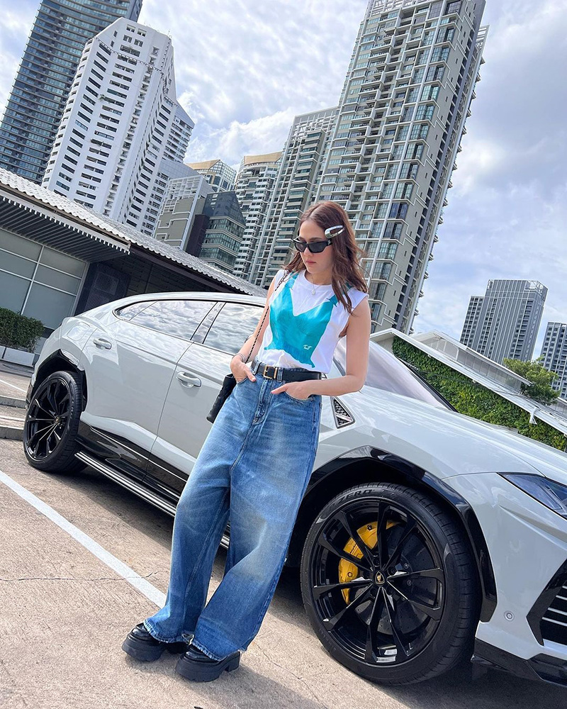 ชมพู่ อารยา