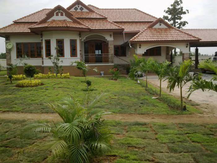 บิ๊ก ผู้ใหญ่บ้านฟินแลนด์ แพรวพราว แสงทอง 