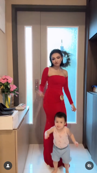 แก้ม วิชญาณี เต้นเพลง ลิซ่า