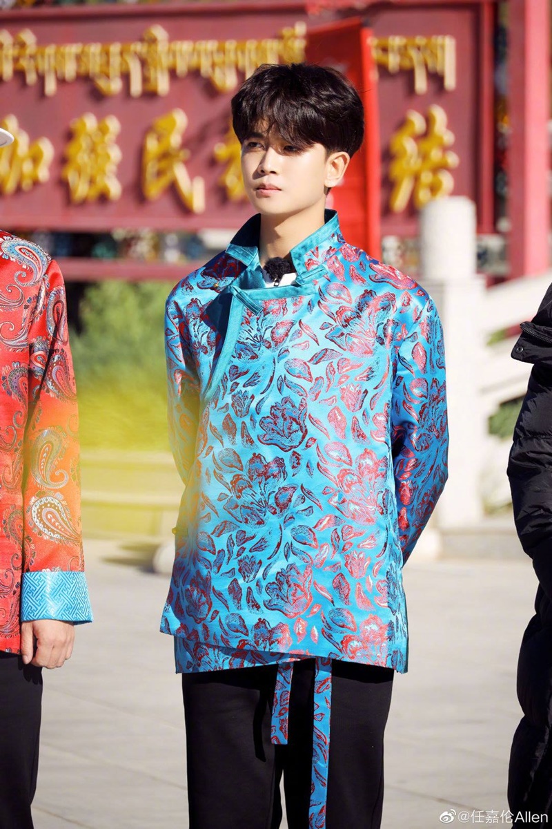 เหรินเจียหลุน เริ่นเจียหลุน