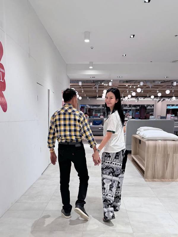 ส่งกำลังใจให้ จ๊ะ นงผณี