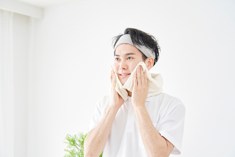 วิธีดูแลผิวหลังโกนหนวด