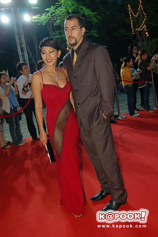 หญิง จุฬารัตน์