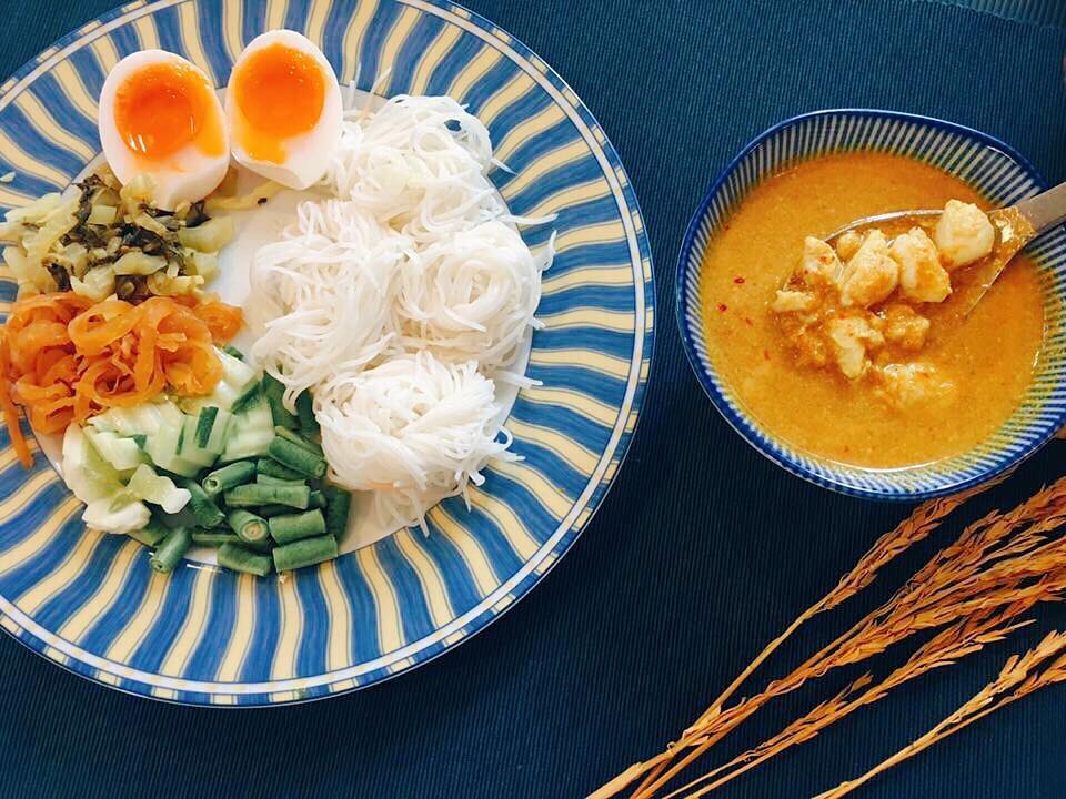 ขนมจีนน้ำยาปู