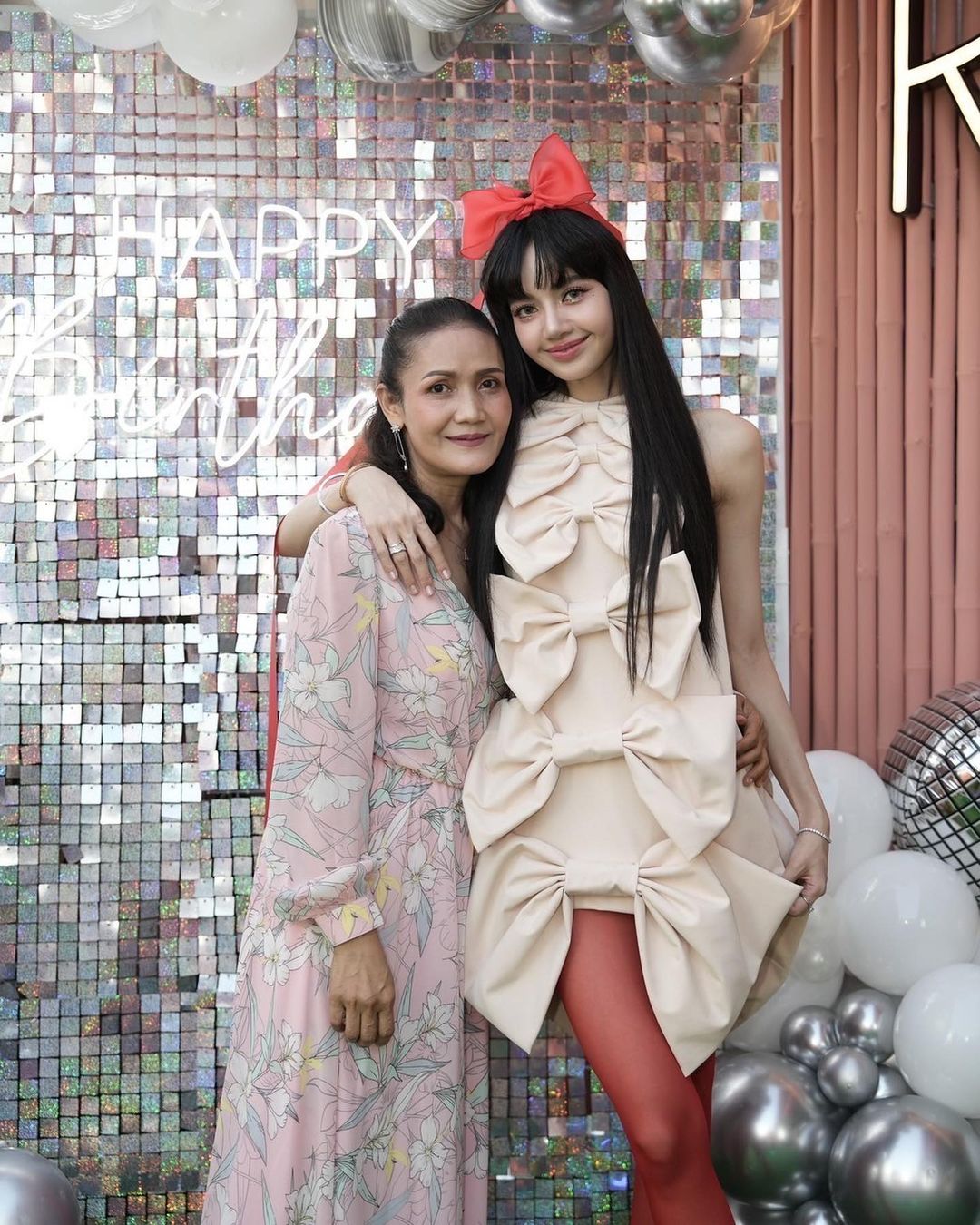 ลิซ่า BLACKPINK 