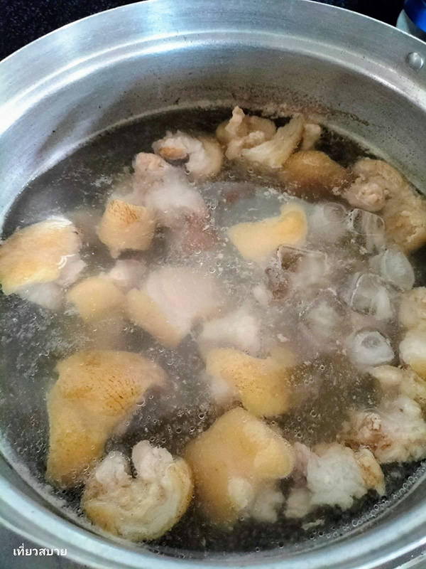 ต้มยำขาหมูใบมะขามอ่อน เมนูต้มยำ ขาหมู อาหารไทย สูตรอาหาร