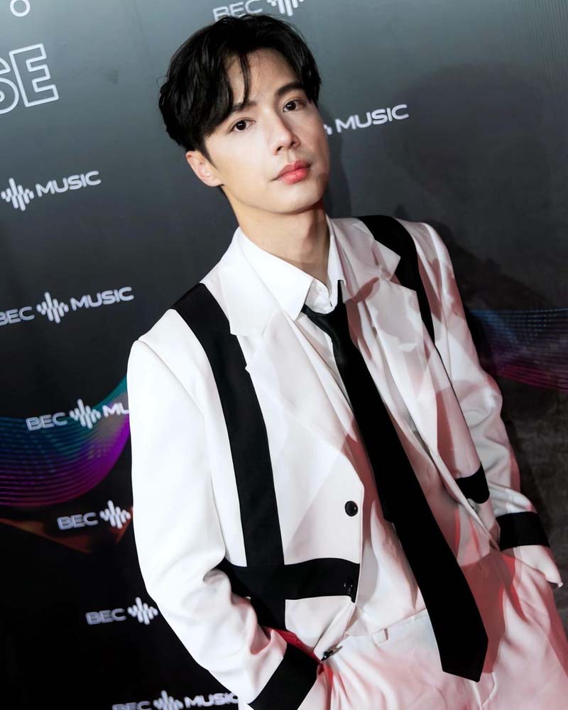 จ็อบ ธัชพล