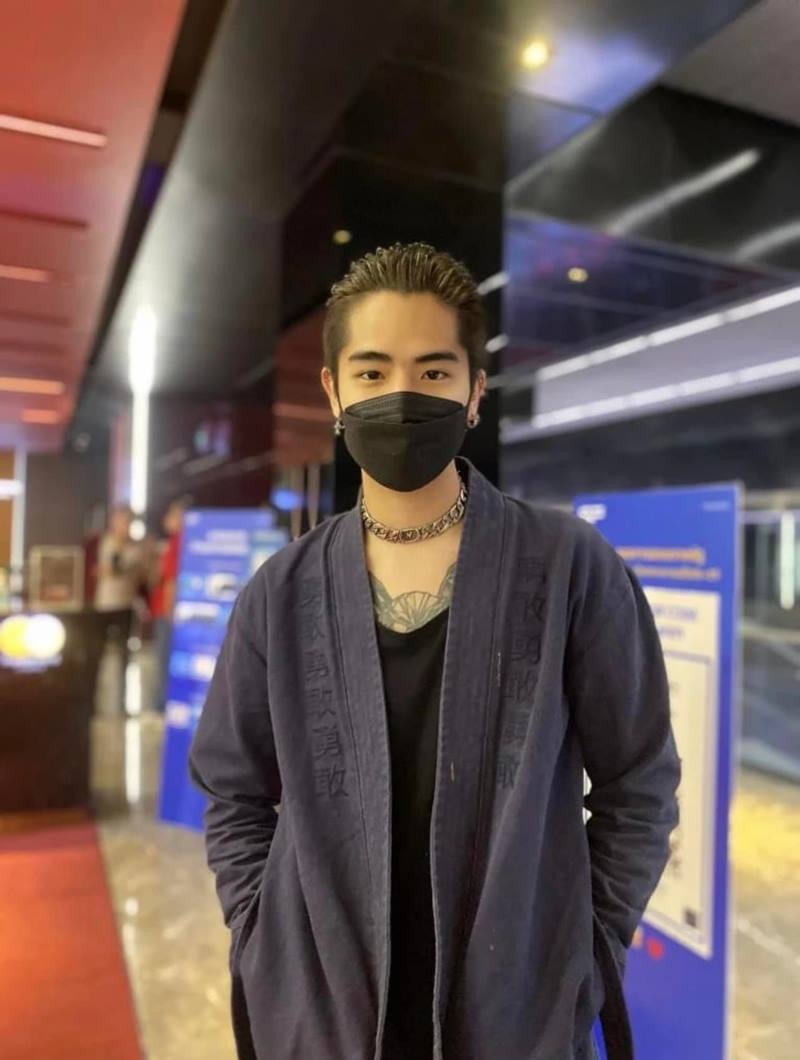 นิก คุณาธิป