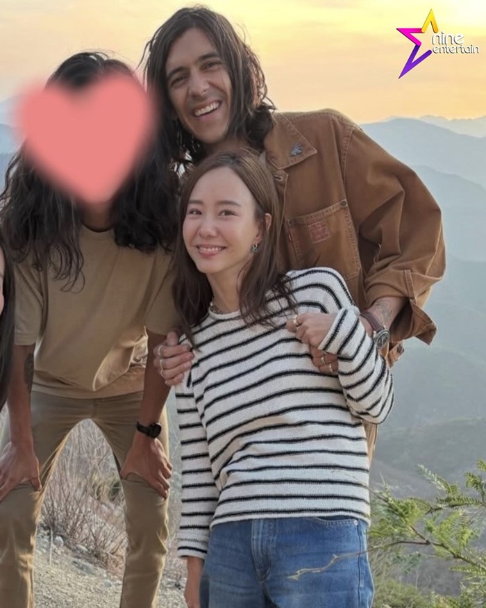 เต้ย จรินทร์พร  Carlos E. Lang 