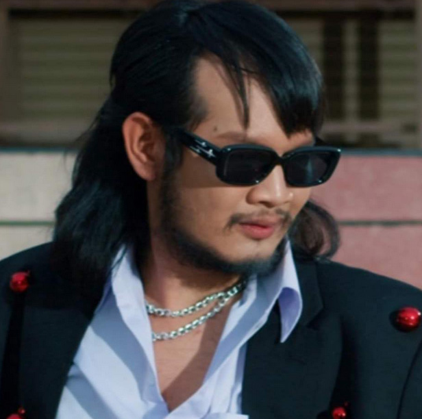 เปิดประวัติ ด้งเด้ง ณัฐวุฒิ หรือ จ่าลอด ไทบ้าน พระเอกจักรวาลภาพยนตร์ไทบ้าน