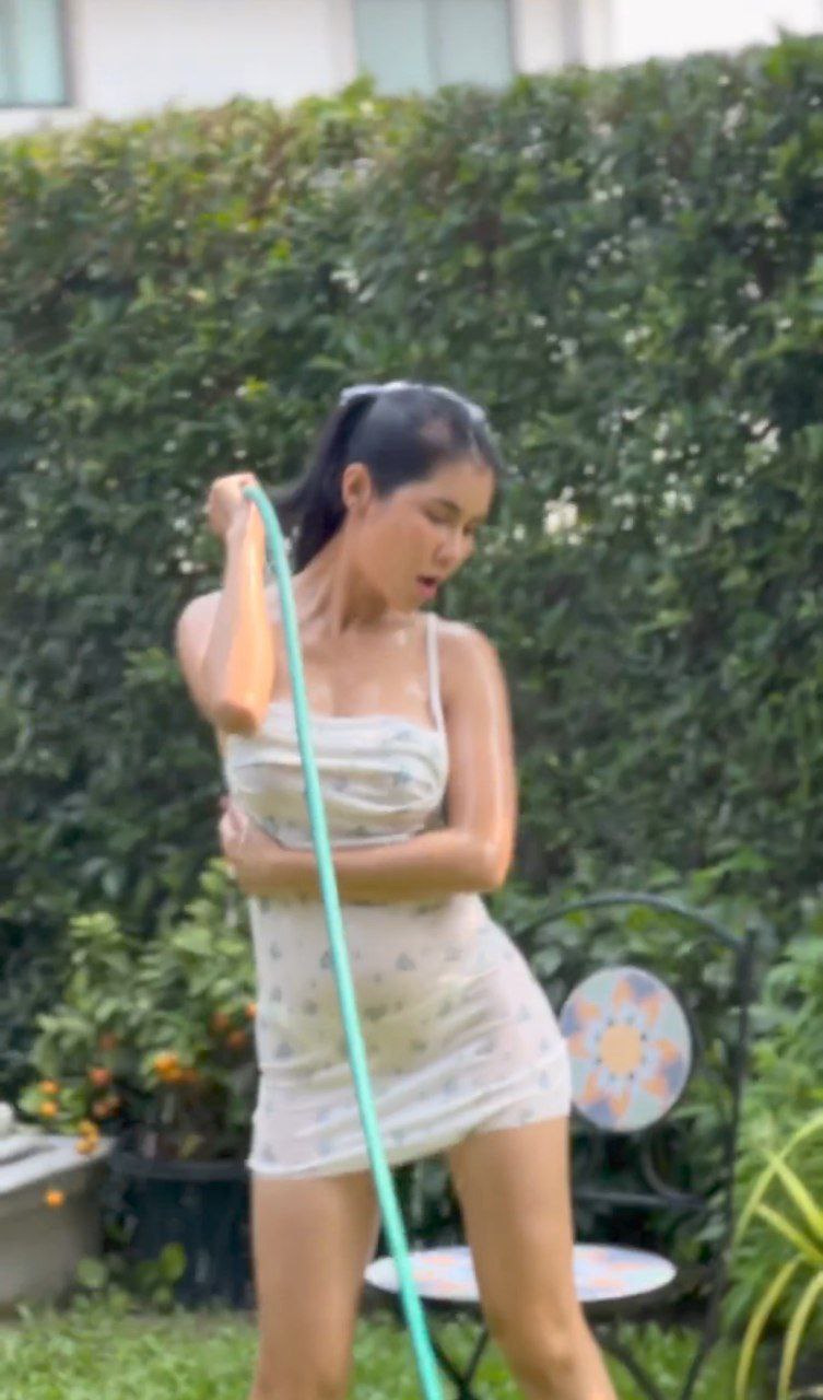 น้องแน๊ต เกศริน