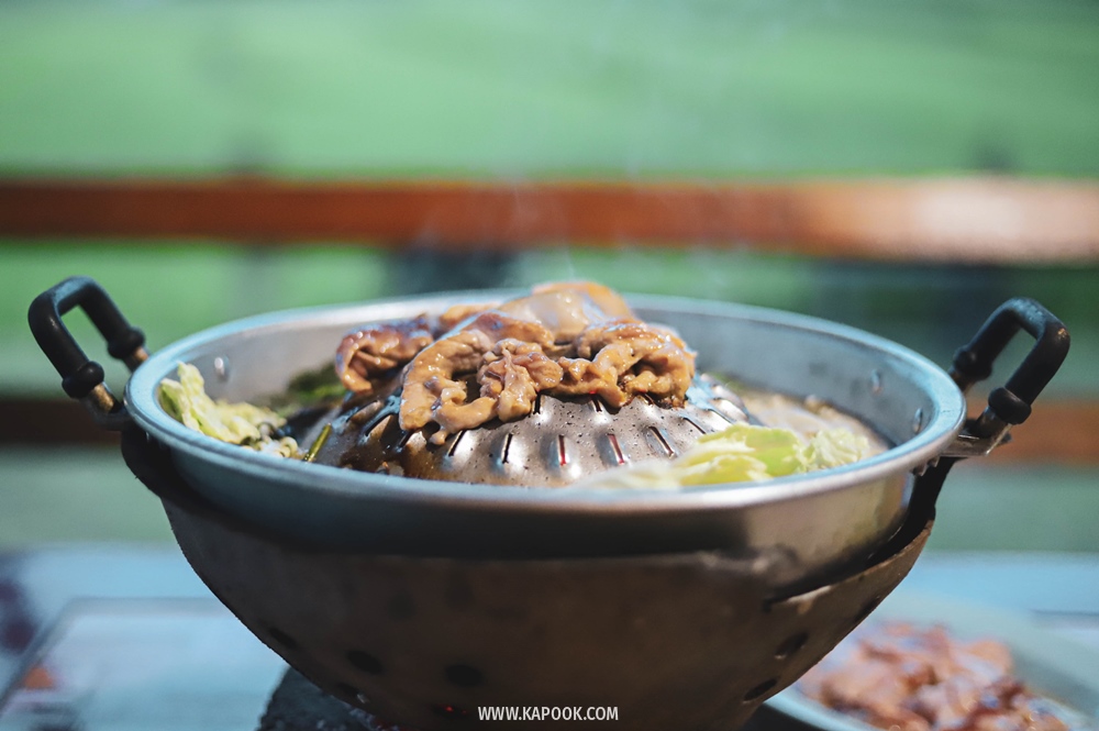 บ้านแม่กลางหลวง