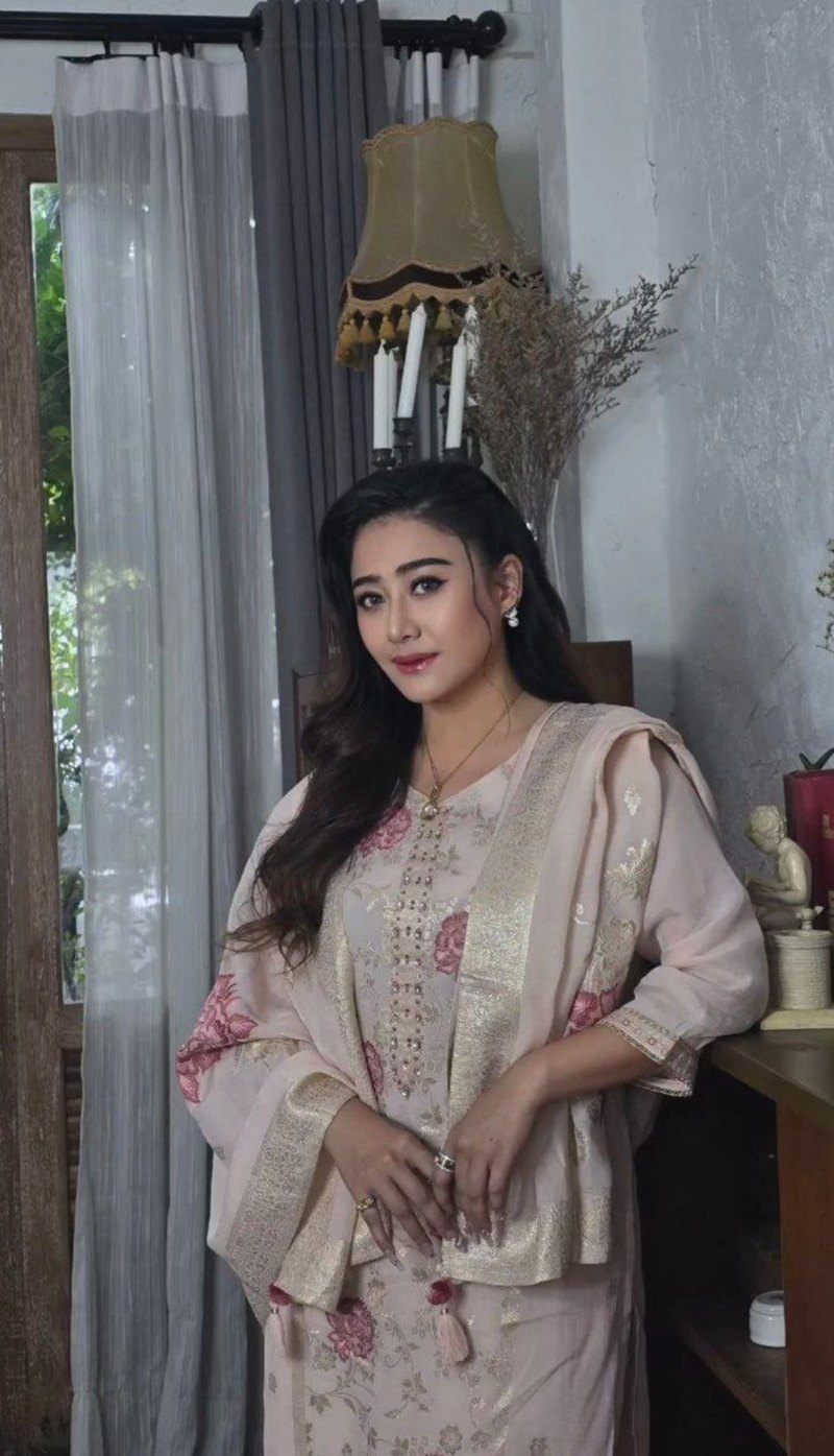 ภาพล่าสุด แอน มิตรชัย เปิดใจหลังเหตุไปนาน ยุติงานที่ Bollywood เพราะป่วยหนัก