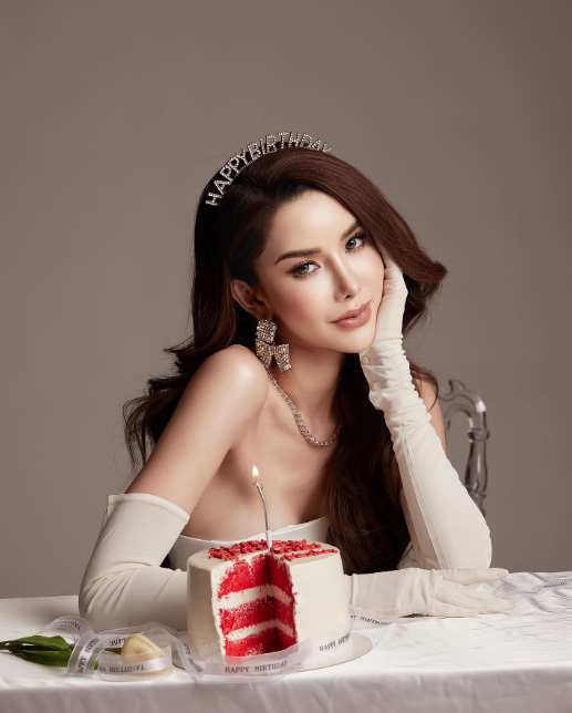 ฝน มาริสา ประวัติ