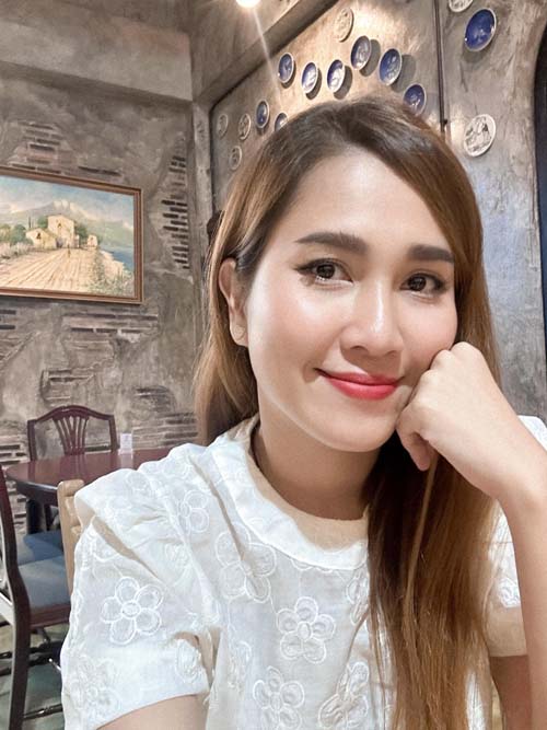 วิรดา วงศ์เทวัญ