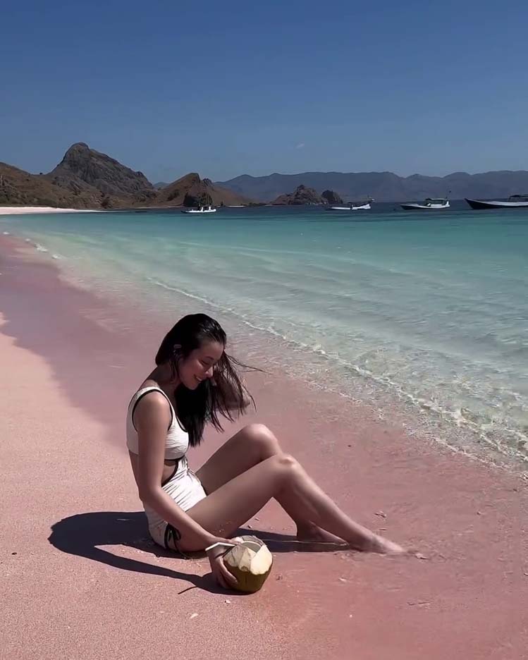 เก้า สุภัสสรา