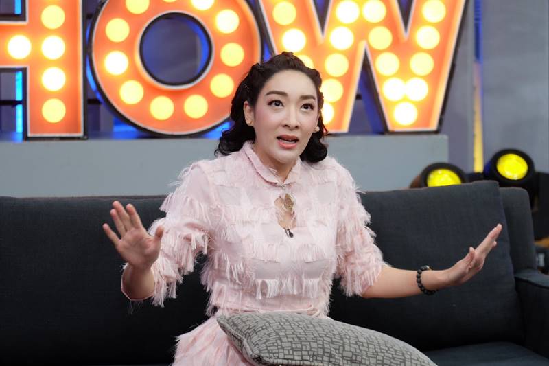 เฟี้ยว์ฟ้าว สุดสวิงริงโก้