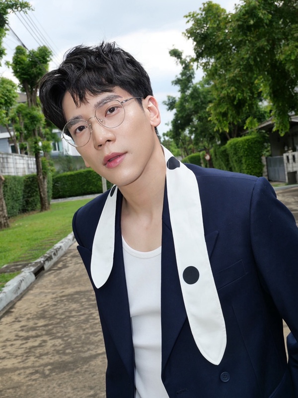 อาร์ม กรกันต์ - นุ่น นัชชานันท์ พิธีกรพิธีเปิดซีเกมส์ 2025