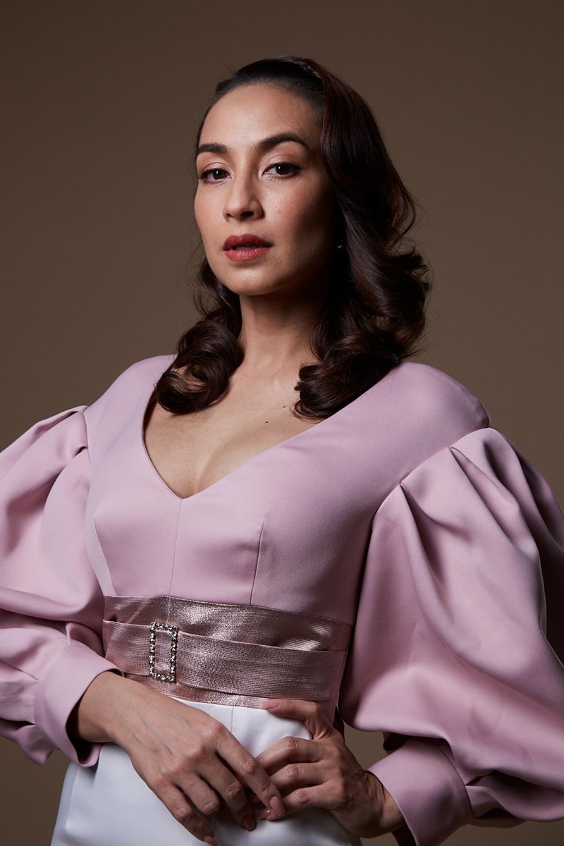 น้ำผึ้งขม เรื่องย่อ