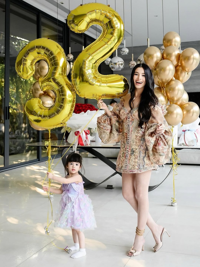 แคท ซอนญ่า ฉลองวันเกิดในวัย 32 ปี