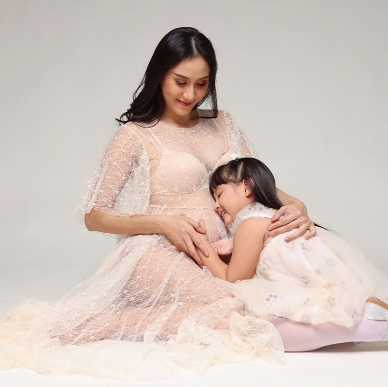 เมี่ยง อติมา 