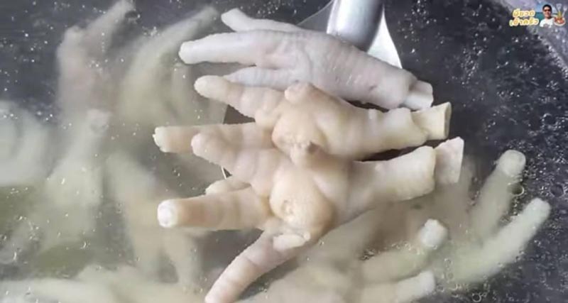วิธีต้มตีนไก่