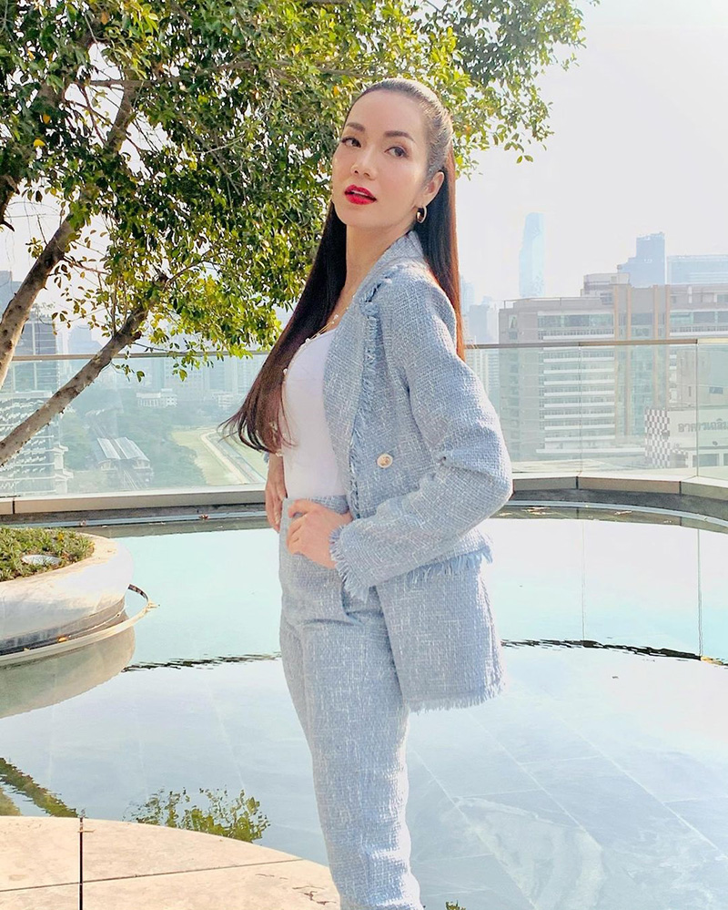 อ๋อม สกาวใจ