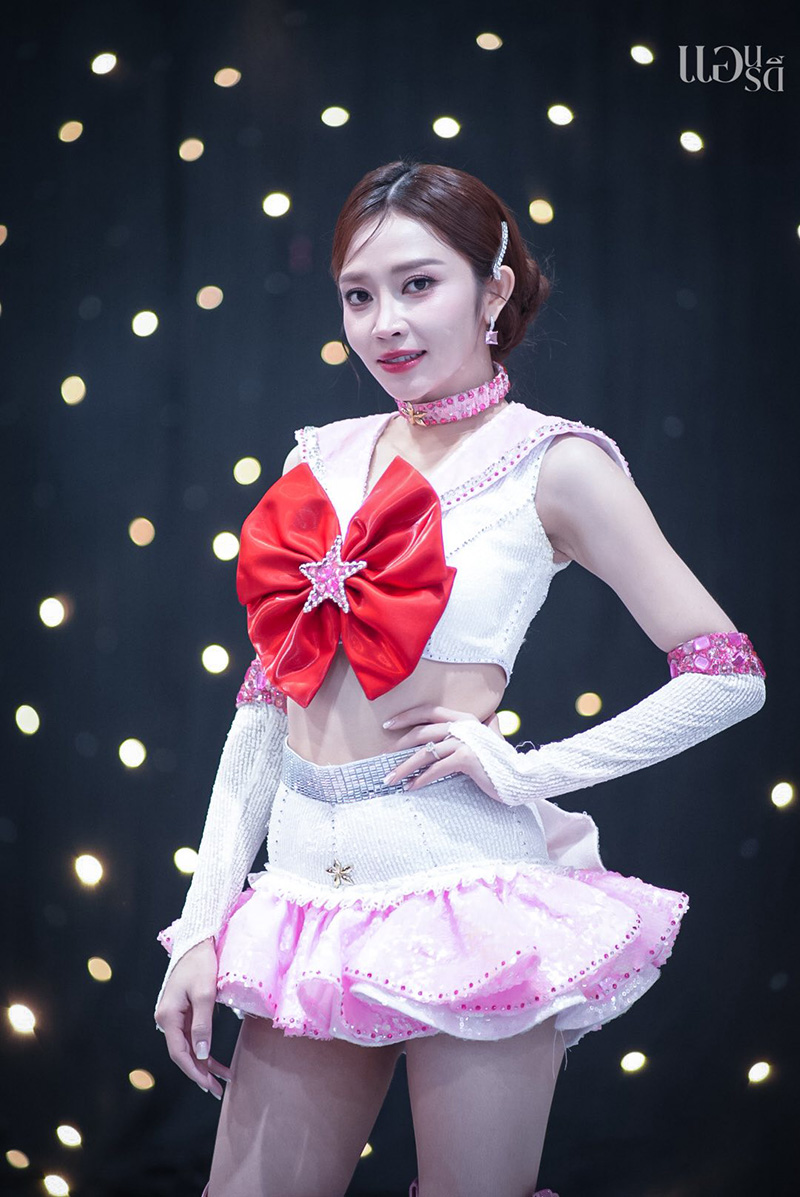 แอน อรดี ไม่ทิ้งการเรียน สวมชุดนักศึกษา ในวัย 32 ปี