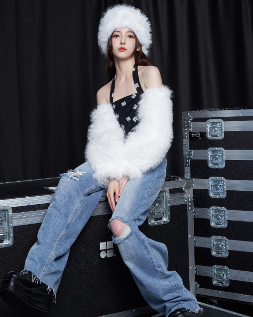 เนเน่ พรนับพัน ประวัติ