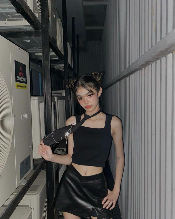 น้องลียา