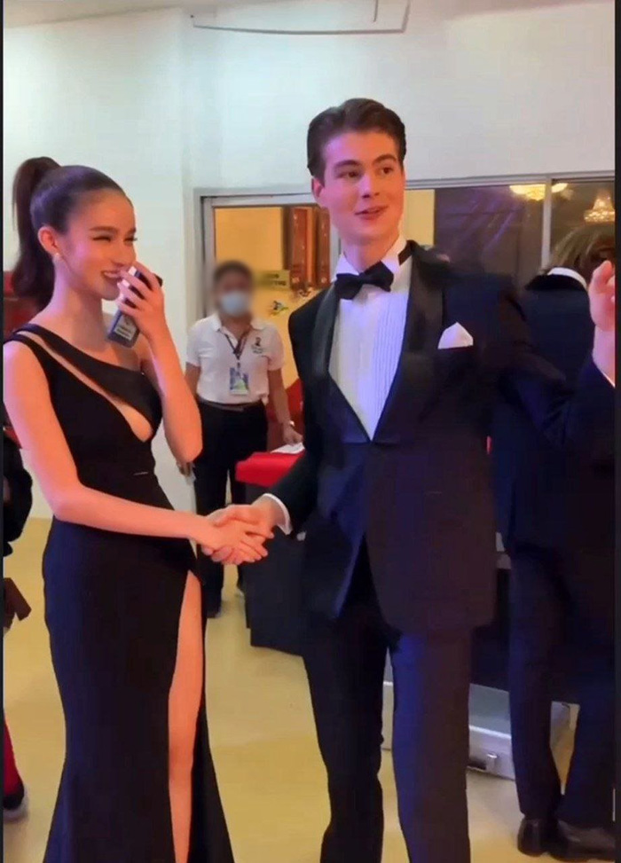 โยชิ รินรดา