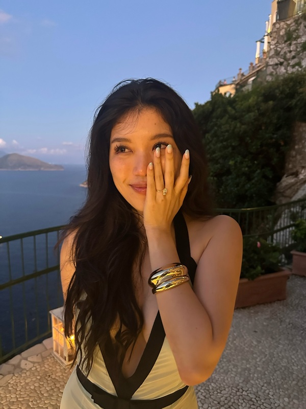 มีมี่ ทายาทนามสกุลดัง ถูกแฟนหนุ่มขอแต่งงานที่อิตาลี