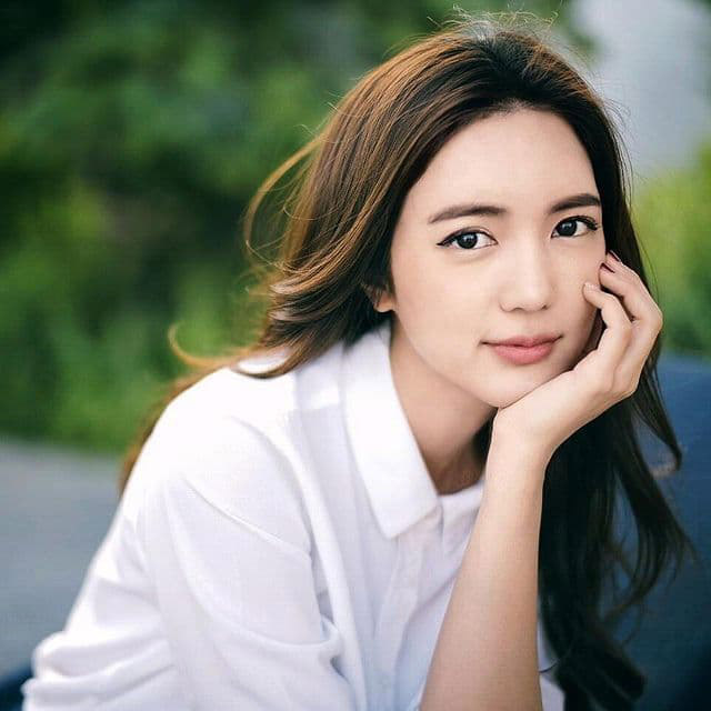 บัว นลินทิพย์