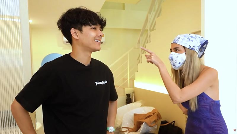 นิกกี้ จีน่า