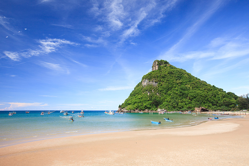 หาดถ้ำธง ที่เที่ยวปะทิว