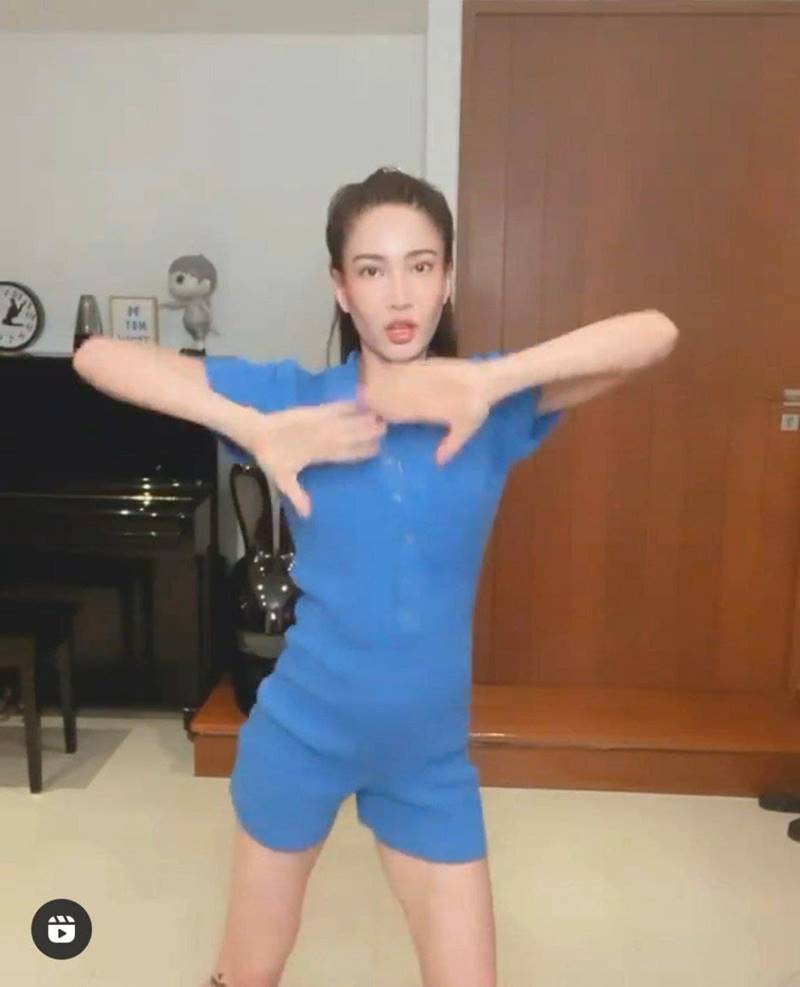 แต้ว ณฐพร โคฟไวเพลง LALALISA